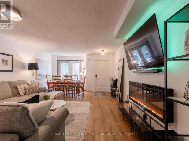 apartment at 7 TRENT AVENUE