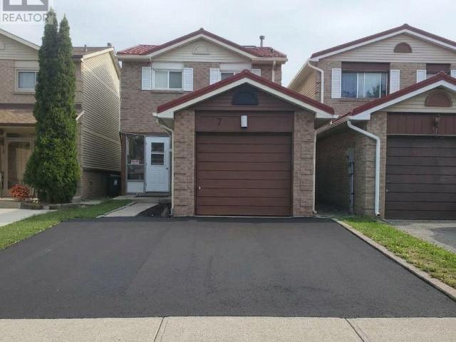 apartment at 7 AULD CROFT ROAD, Toronto, Ontario, M9W6E3