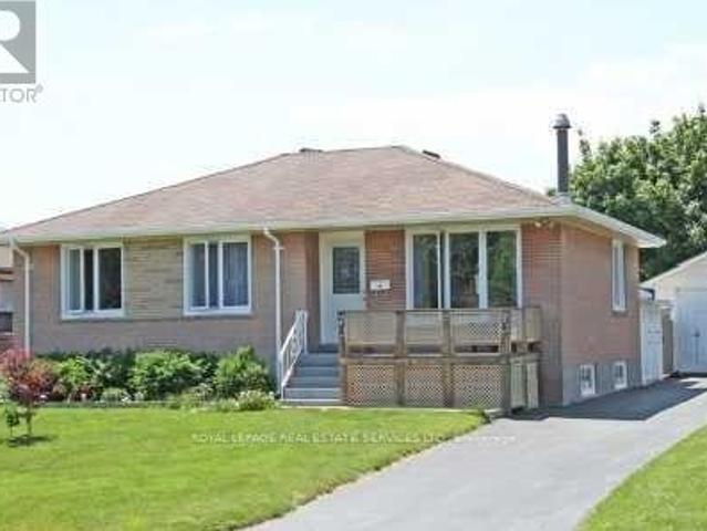 apartment at 7 KINGSMERE CRESCENT, Brampton, Ontario, L6X1Z3
