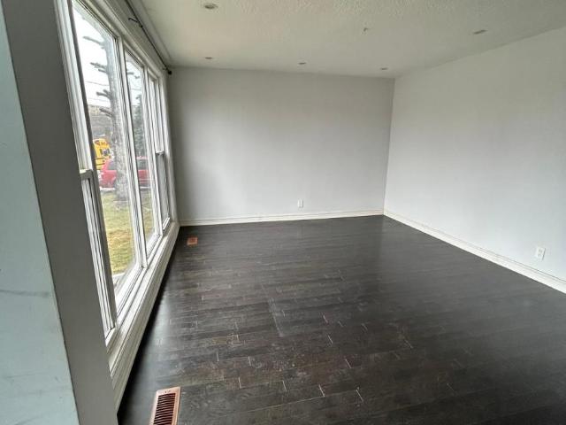 apartment at 7 STRODE DRIVE, Toronto, Ontario, M1J1L8