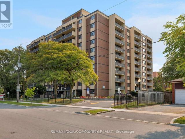 apartment at 404 – 5 FRITH ROAD