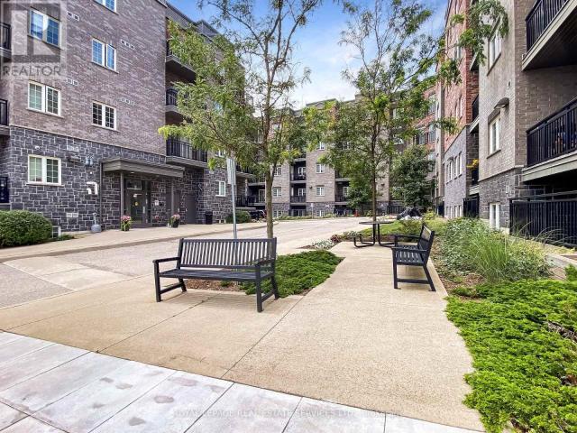 apartment at 404 – 7 RITTENHOUSE ROAD