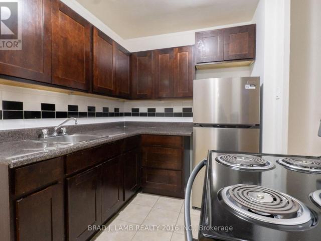 apartment at 406 4 HILL HEIGHTS ROAD, Toronto, Ontario, M8Y1Z1