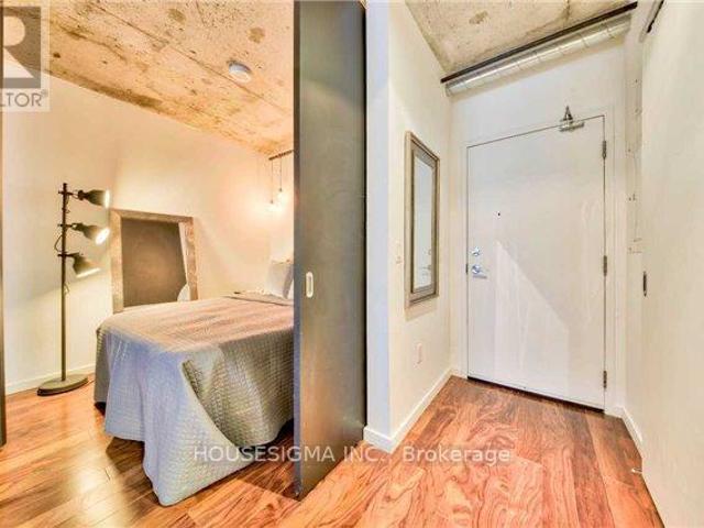 apartment at 409 51 TROLLEY CRESCENT, Toronto, Ontario, M5A0E9