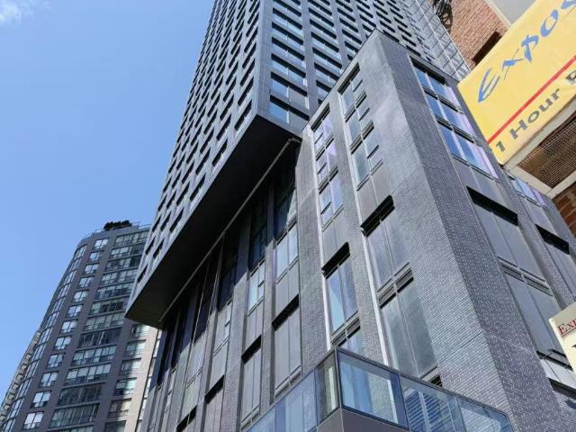 apartment at 4012 8 WELLESLEY STREET W, Toronto, Ontario, M4Y0J5