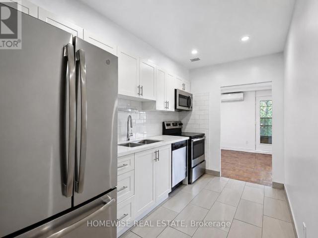 apartment at 401 – 2500 BATHURST STREET