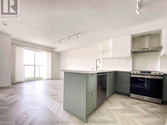 apartment at 402 140 BATHURST STREET, Toronto, Ontario, M5V3N8