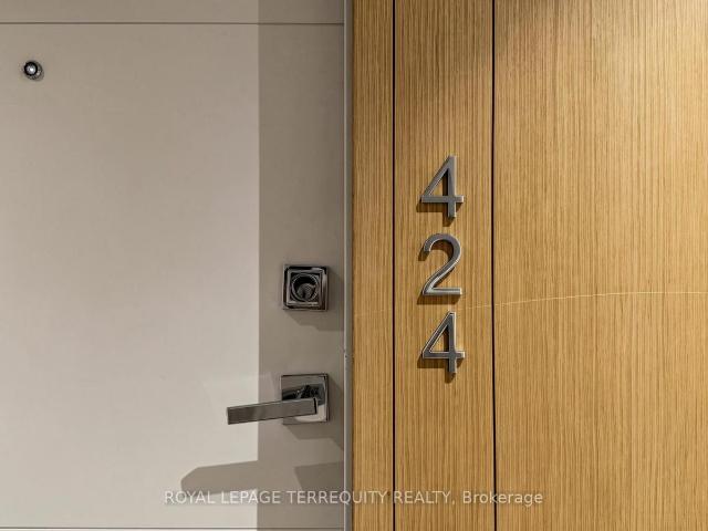 apartment at 424 99 THE DONWAY ROAD W, Toronto, Ontario, M3C0N8