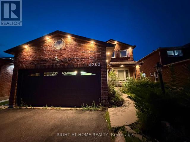 apartment at 4203 COLONIAL DRIVE, Mississauga, Ontario, L5L4C1