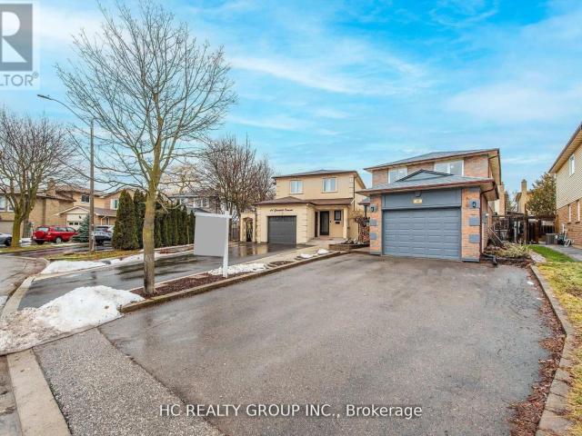 apartment at 42 GREENBELT CRESCENT, Richmond Hill, Ontario, L4C5R8
