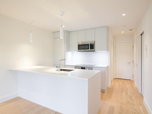 apartment at 4390 Grand Boulevard Notre Dame De Grace Montreal H4B 2X8