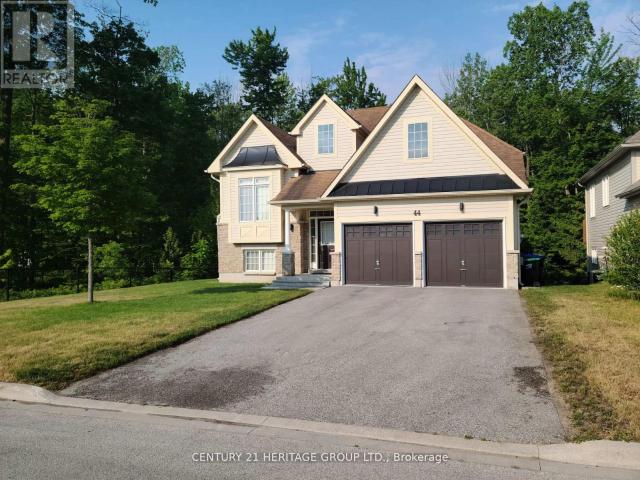 apartment at 44 WHITE SANDS WAY, Wasaga Beach, Ontario, L9Z0C6