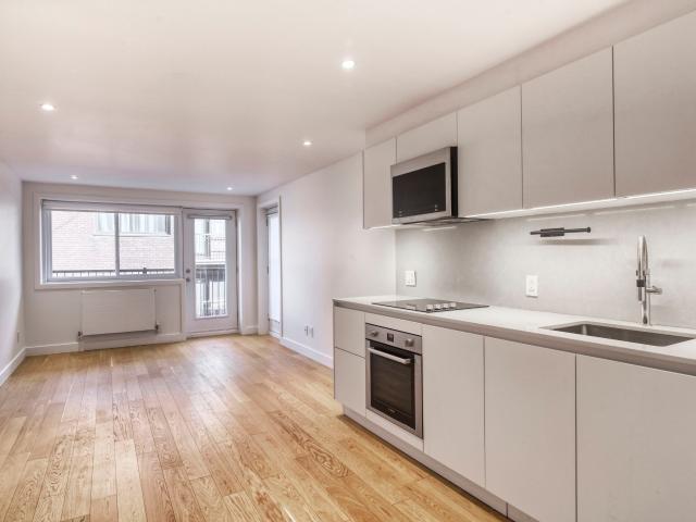 apartment at 4580 Chemin Queen Mary Cote des Neiges Montreal H3W 1W6