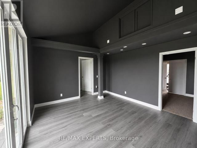 apartment at 4509/B 10 SIDEROAD ROAD, Bradford West Gwillimbury, Ontario, L0L1R0