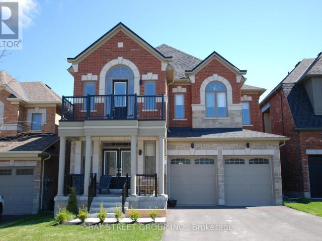 apartment at 45 FRANK KELLY DRIVE, East Gwillimbury, Ontario, L9N0V2