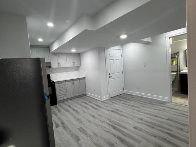 apartment at 46 MEADOWLARK DRIVE, Halton Hills, Ontario, L7G6N5