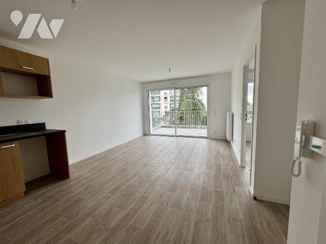 Apartment at 49 Angers, ANGERS, 49100, France
