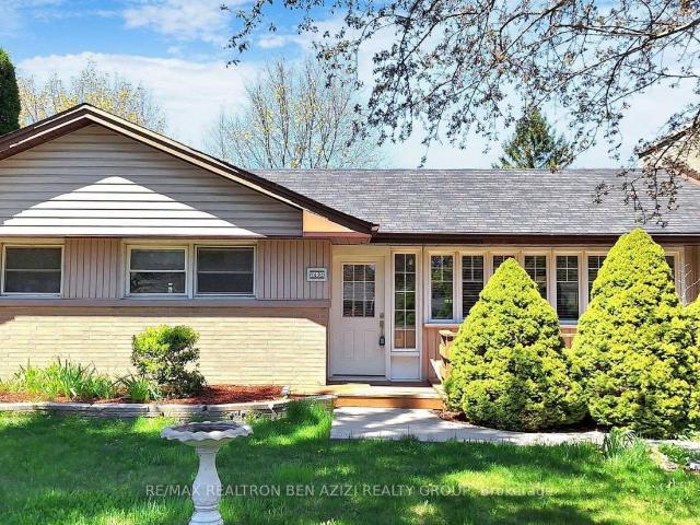 apartment at 49 DON MOR DRIVE, Newmarket, Ontario, L3Y1G8