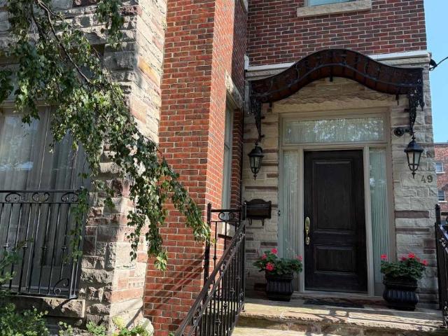 apartment at 49 MONTCLAIR AVENUE, Toronto, Ontario, M5P1P5