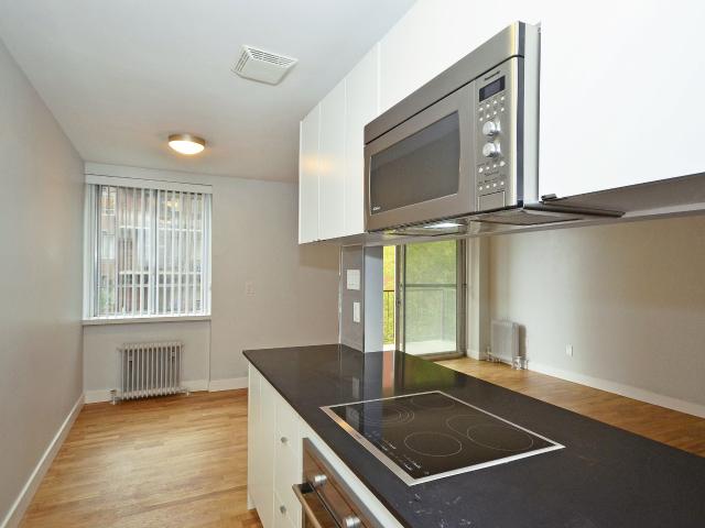 apartment at 501 Kingston Road Beaches Toronto M4L 1V7
