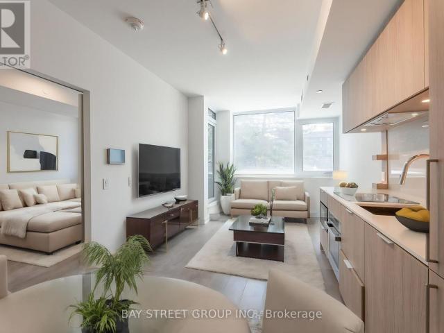 apartment at 515 28 ANN STREET, Mississauga, Ontario, M3C0H5