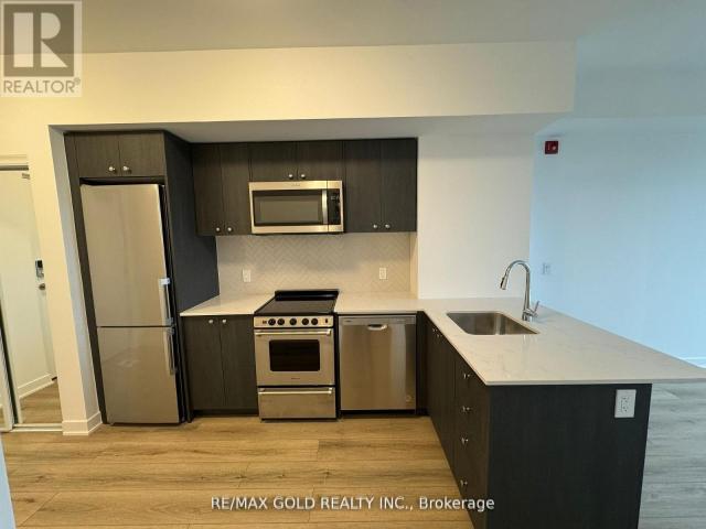apartment at 515 312 ERB STREET W, Waterloo, Ontario, N2L1W3