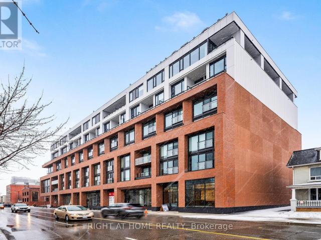 apartment at 520 2720 DUNDAS STREET, Toronto, Ontario, M6P0C3