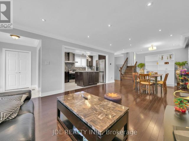 apartment at 53 SOUTHDALE DRIVE, Markham, Ontario, L3P1J6