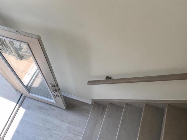 apartment at 54 185 BEDROCK DRIVE, Hamilton, Ontario, L8J0M5