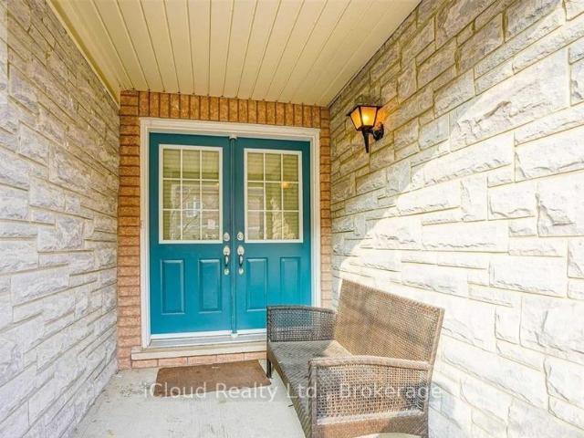 apartment at 559 CANDLESTICK CIRCLE