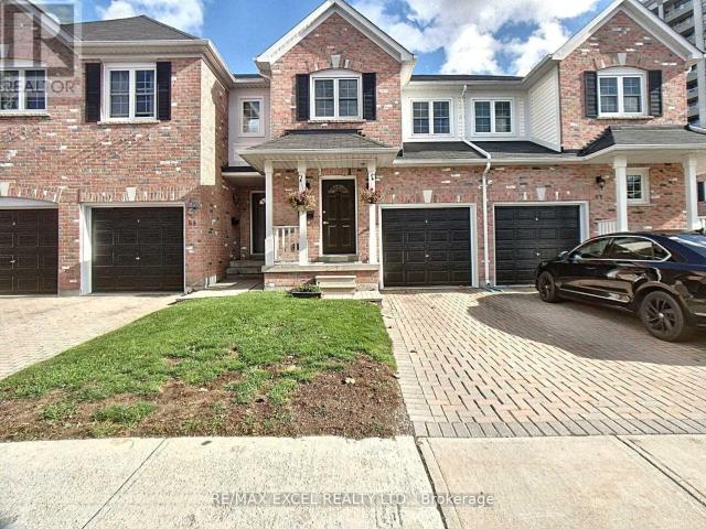 apartment at 57 NORTHERN HEIGHTS DRIVE, Richmond Hill, Ontario, L4B4C9