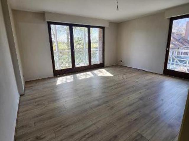 Apartment at 59 Lambersart, LAMBERSART, 59130, France