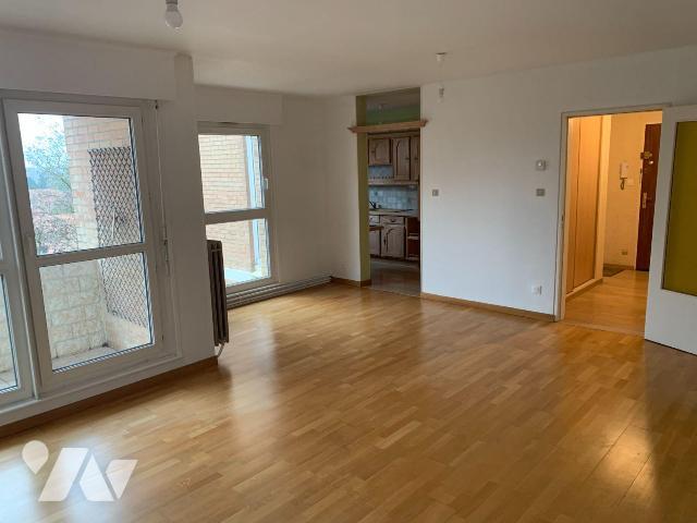 Apartment at 59 Saint Saulve, ST SAULVE, 59880, France