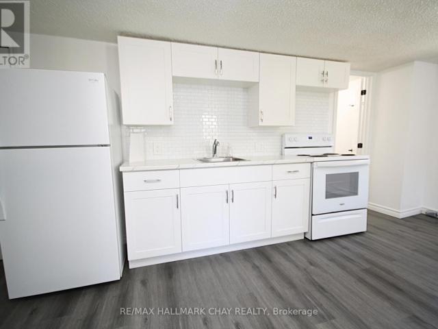apartment at 5 58 QUEEN STREET W, Springwater, Ontario, L0L1P0