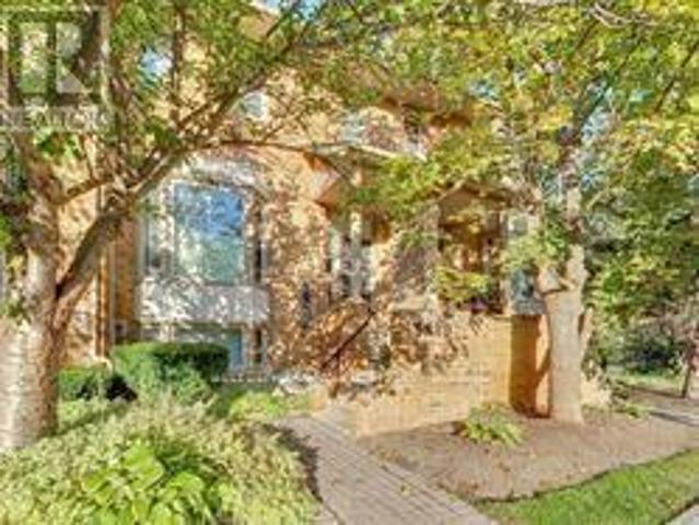 apartment at 5 3589 KARIYA DRIVE, Mississauga, Ontario, L5B3J2