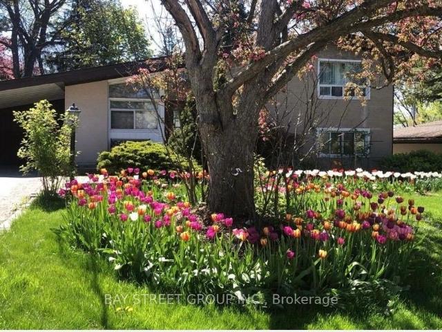 apartment at 5 COTTONWOOD DRIVE, Toronto, Ontario, M3C2B3