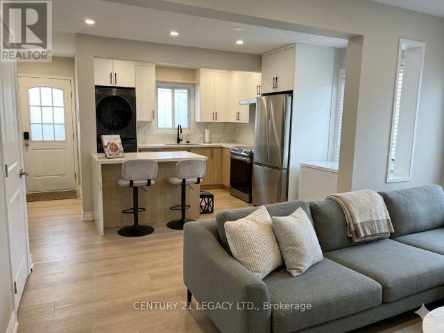 apartment at 5 HAIDA SQUARE, Brampton, Ontario, L6S2N5