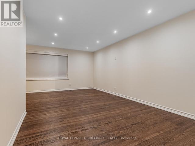 apartment at 5 ROCHELLE CRESCENT