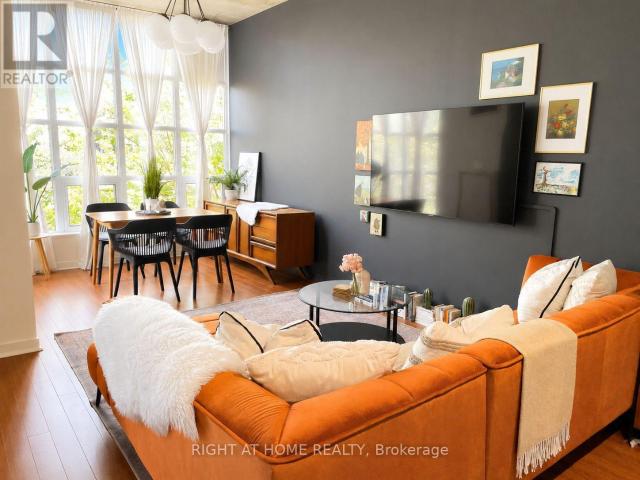 apartment at 605 19 BRANT STREET, Toronto, Ontario, M5V2L2