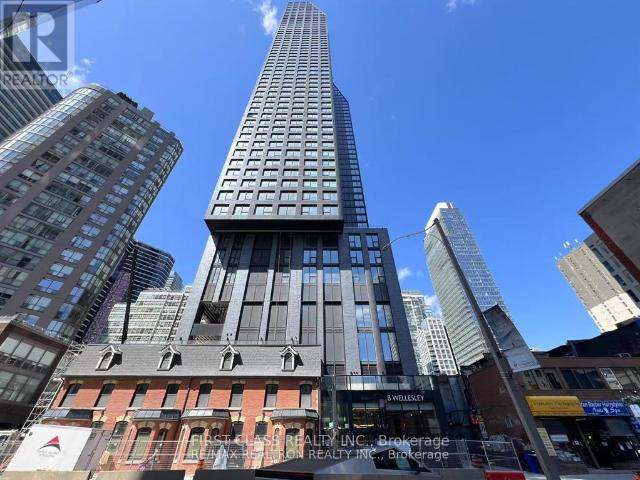apartment at 606 8 WELLESLEY STREET W, Toronto, Ontario, M4Y0J5