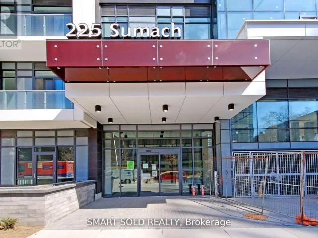 apartment at 606W – 225 SUMACH STREET