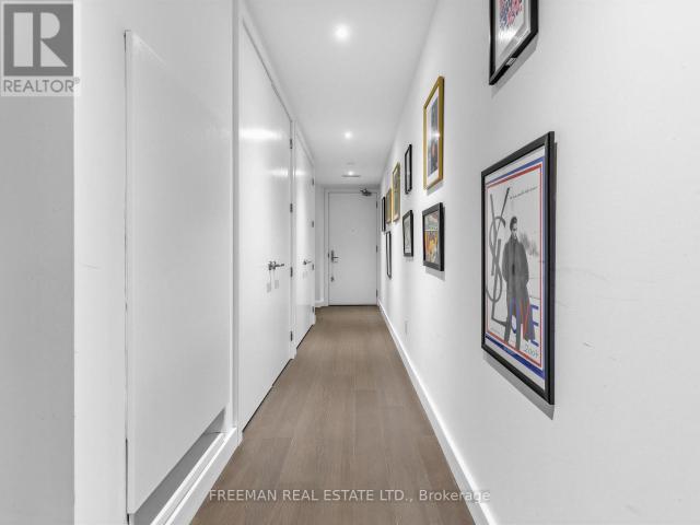 apartment at 608 81 WELLESLEY STREET E, Toronto, Ontario, M4Y0C5