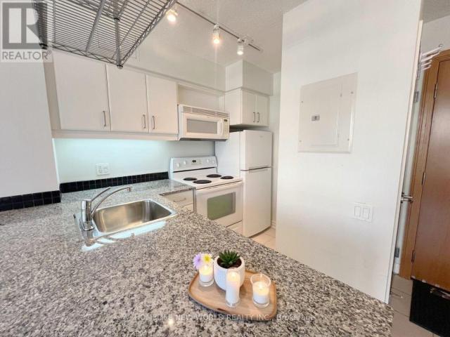 apartment at 609 33 SHEPPARD AVENUE E, Toronto, Ontario, M2N7K1