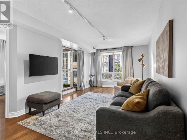 apartment at 601 100 HAYDEN STREET, Toronto, Ontario, M4Y3C7
