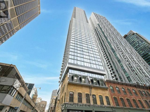 apartment at 602 – 8 CUMBERLAND STREET