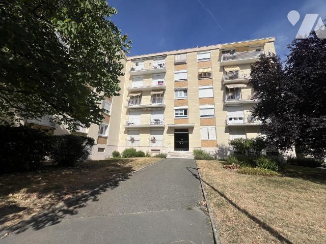 Apartment at 60 Senlis, SENLIS, 60300, France