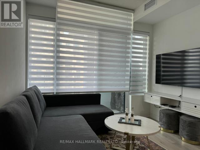 apartment at 618 – 621 SHEPPARD AVENUE E