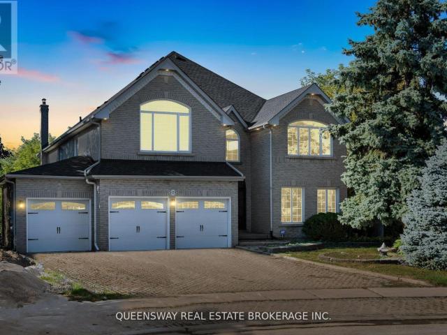 apartment at 619 CULLER MEWS, Newmarket, Ontario, L3X1V8
