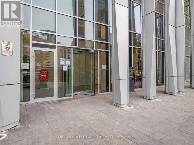 apartment at 611 1 YORKVILLE AVENUE, Toronto, Ontario, M4W0B1