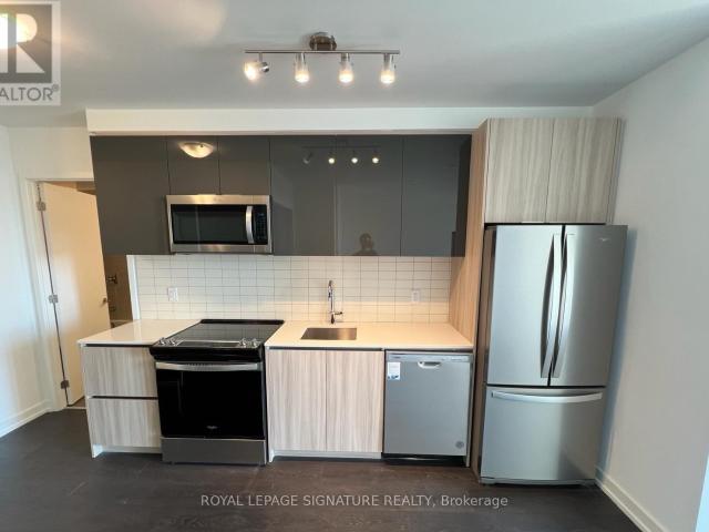 apartment at 629 – 3100 KEELE STREET